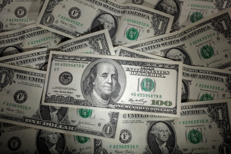 Dólar fecha em máxima desde maio com aversão a risco global e foco em Copom 4 Dólar fecha em máxima desde maio com aversão a risco global e foco em Copom