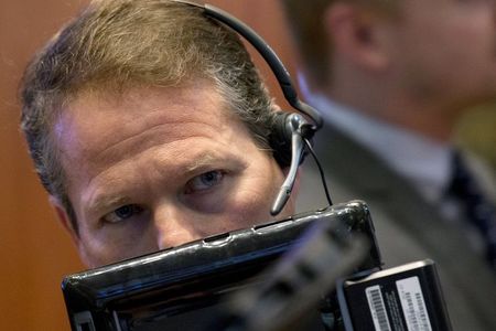 Moedas Globais: dólar se valoriza ante rivais e emergentes com avanço da covid-19 3 Moedas Globais: dólar se valoriza ante rivais e emergentes com avanço da covid-19